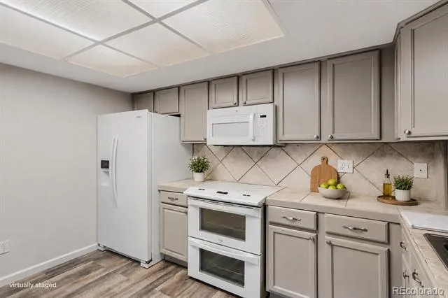 2181 S Victor Street #E Aurora, CO 80014
