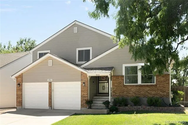 9962 W 82nd Place Arvada, CO 80005