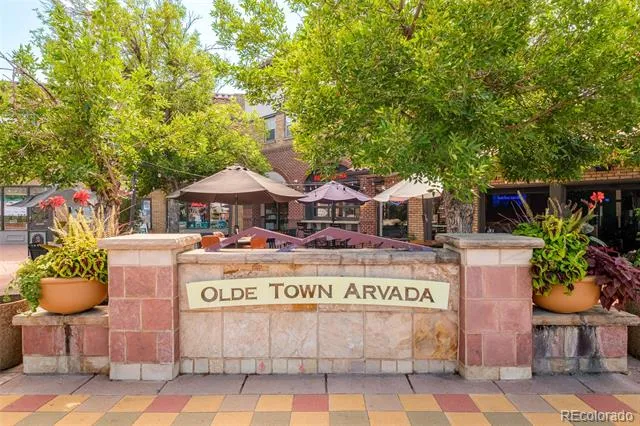 9962 W 82nd Place Arvada, CO 80005
