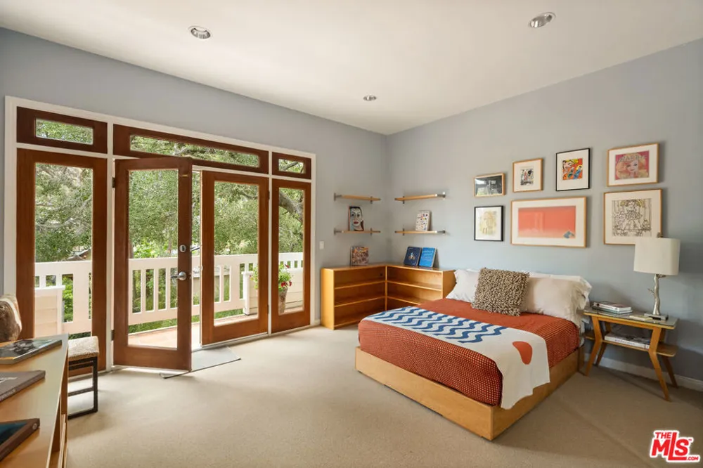 454 Sycamore Road Santa Monica, CA 90402