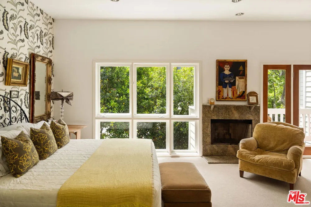 454 Sycamore Road Santa Monica, CA 90402