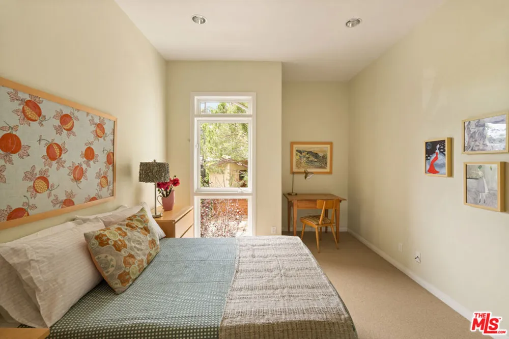 454 Sycamore Road Santa Monica, CA 90402