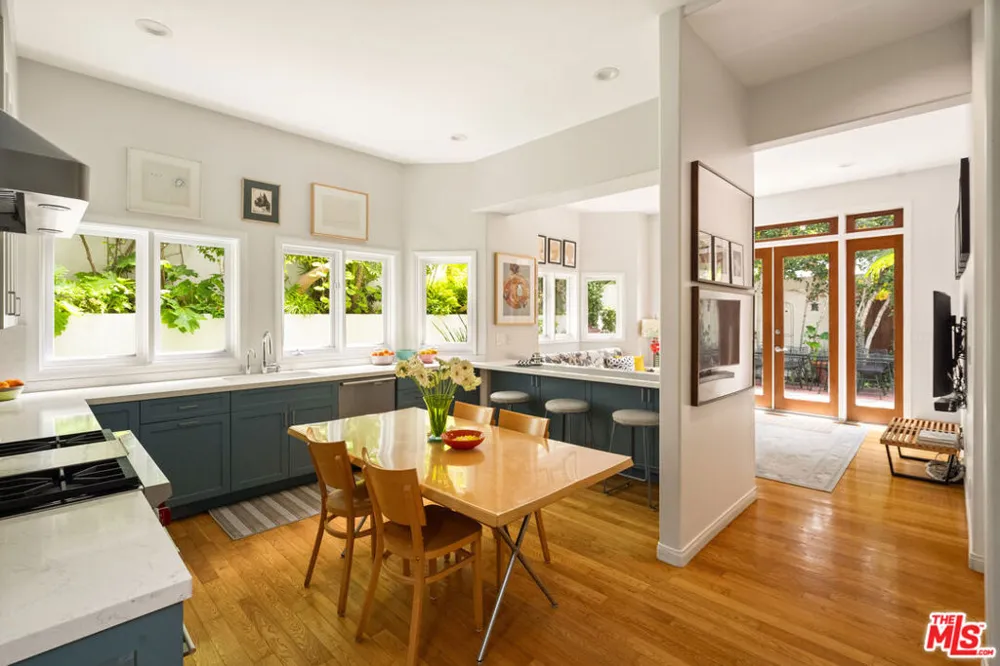 454 Sycamore Road Santa Monica, CA 90402