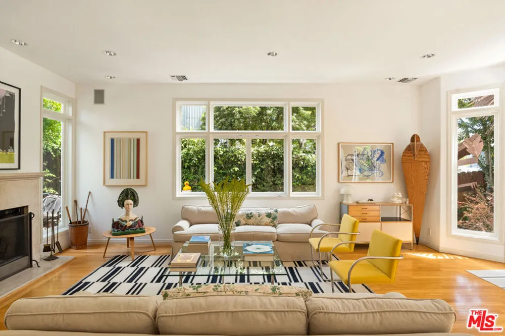 454 Sycamore Road Santa Monica, CA 90402