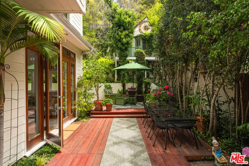 454 Sycamore Road Santa Monica, CA 90402