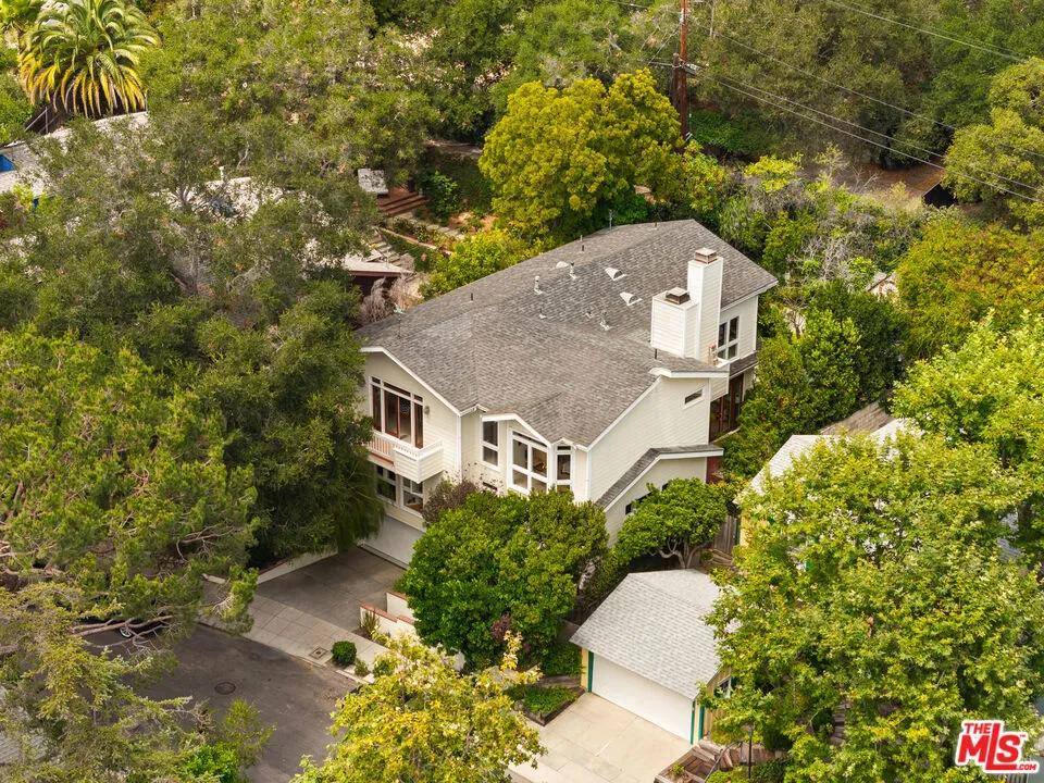 454 Sycamore Road Santa Monica, CA 90402