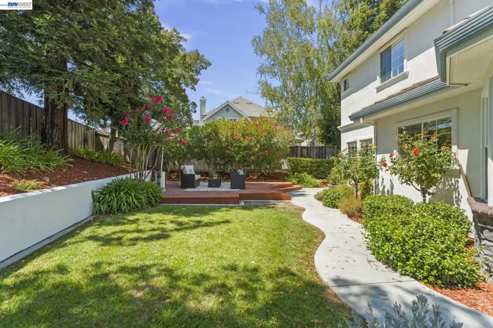 313 Diamond Ct Pleasanton, CA 94566