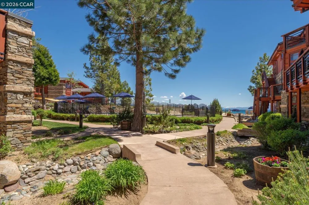 6750 North Lake Blvd #13G Tahoe Vista, CA 96148