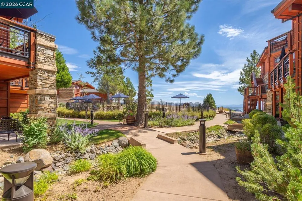 6750 North Lake Blvd #13G Tahoe Vista, CA 96148