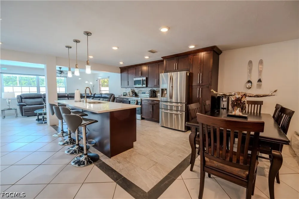 SE 37th Terrace Cape Coral, FL 33904