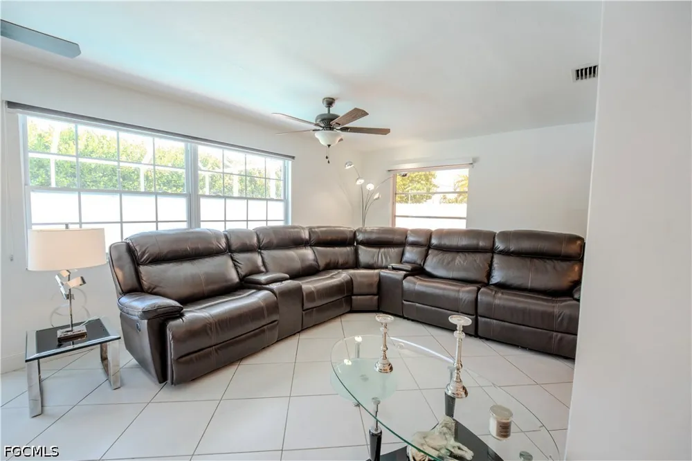 SE 37th Terrace Cape Coral, FL 33904