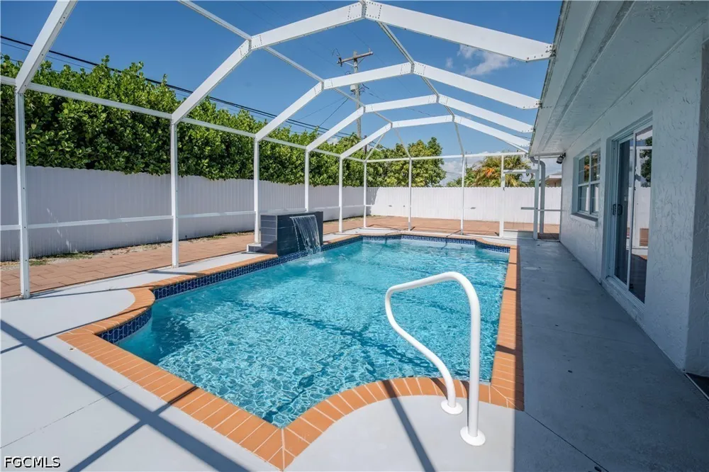 SE 37th Terrace Cape Coral, FL 33904