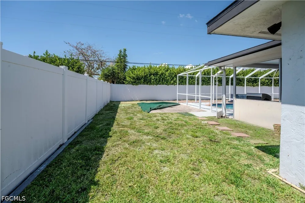 SE 37th Terrace Cape Coral, FL 33904