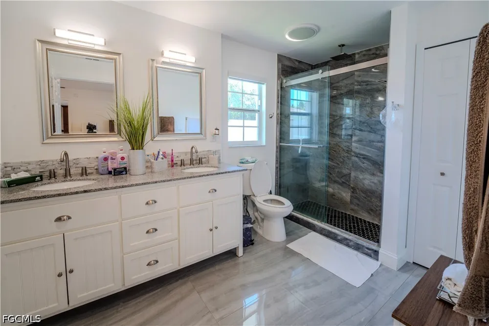 SE 37th Terrace Cape Coral, FL 33904