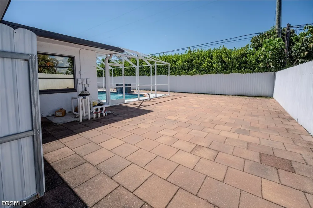 SE 37th Terrace Cape Coral, FL 33904