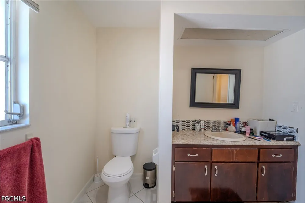 SE 37th Terrace Cape Coral, FL 33904