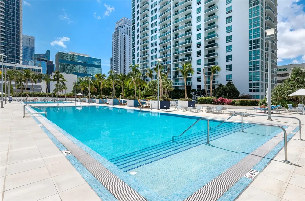 951 Brickell Ave #2608 Miami, FL 33131
