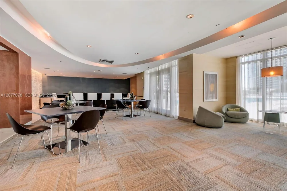 951 Brickell Ave #2608 Miami, FL 33131