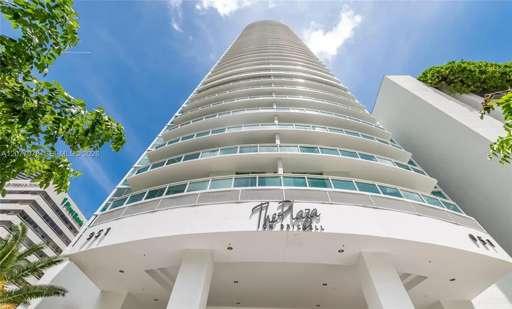 951 Brickell Ave #2608 Miami, FL 33131