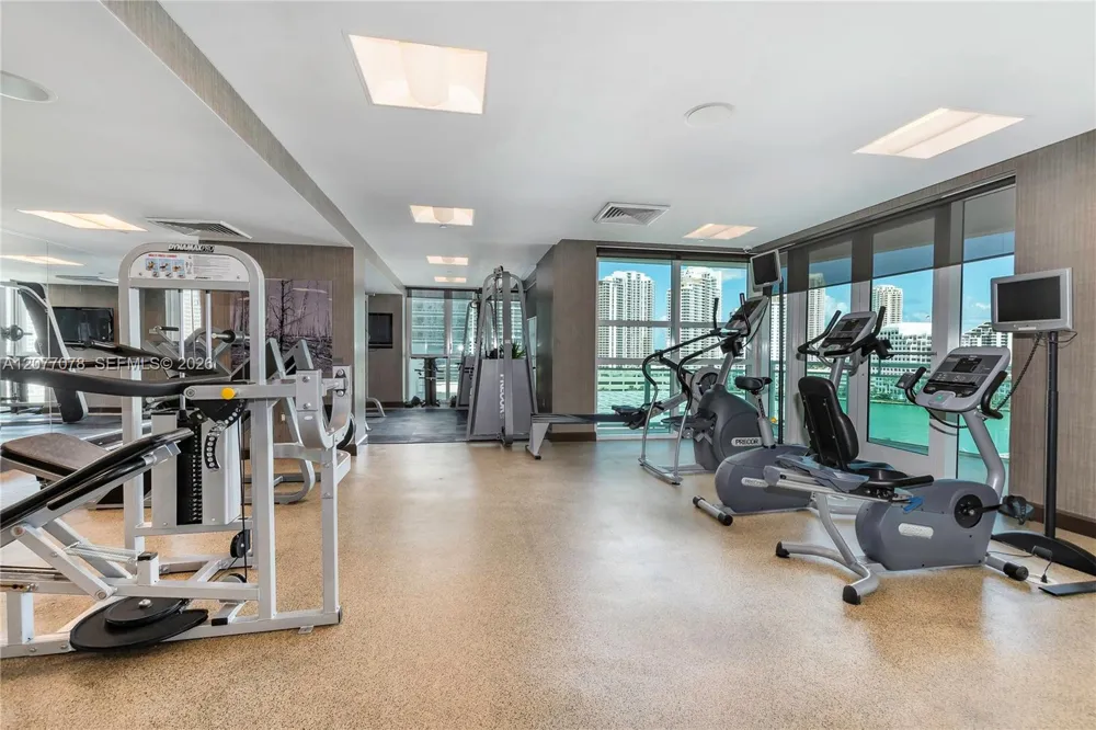 951 Brickell Ave #2608 Miami, FL 33131