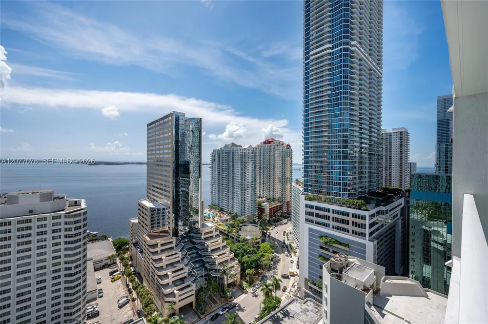 951 Brickell Ave #2608 Miami, FL 33131