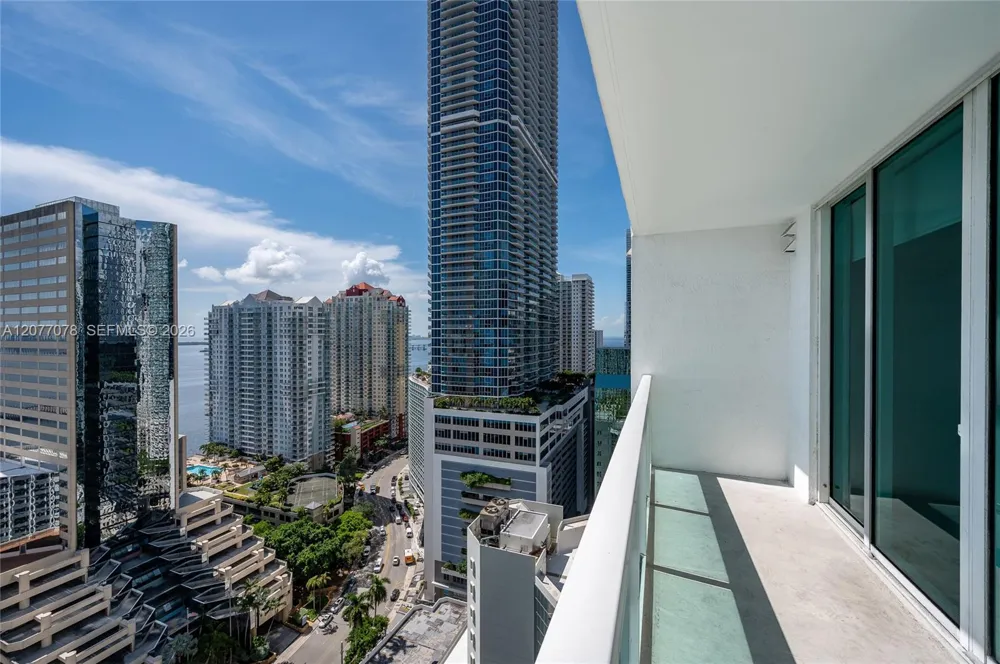 951 Brickell Ave #2608 Miami, FL 33131