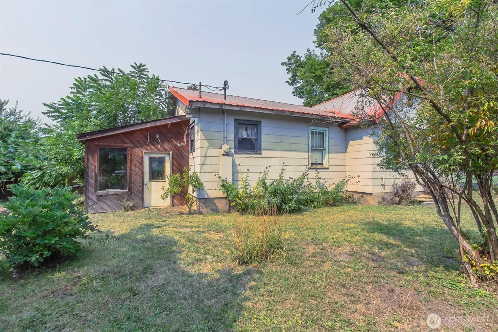 558 E 1st Avenue Colville, WA 99114