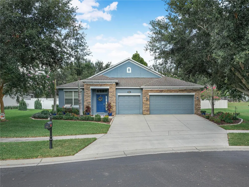 112 PECORRI COURT Auburndale, FL 33823