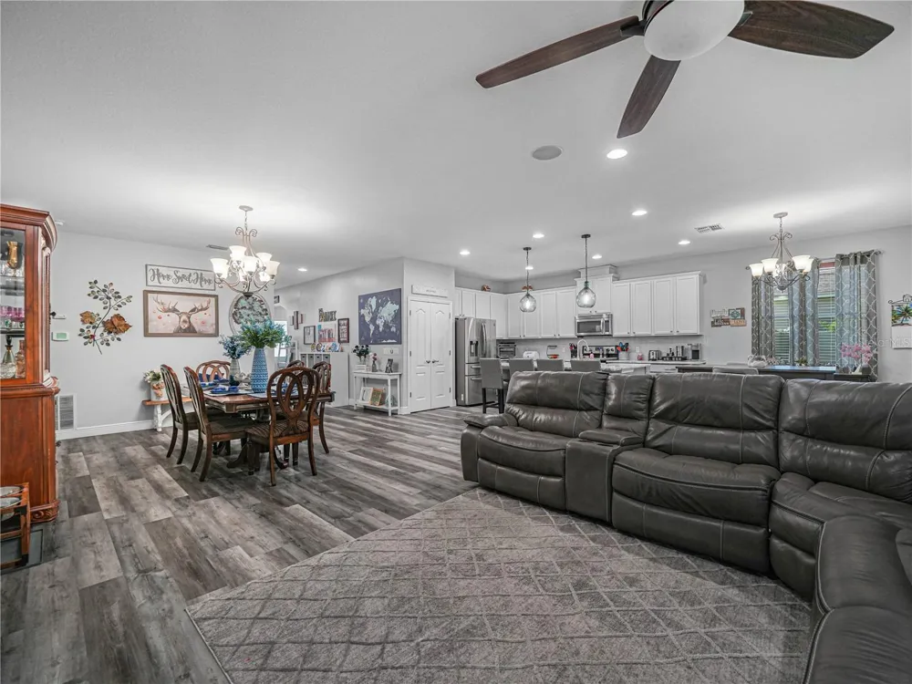 112 PECORRI COURT Auburndale, FL 33823