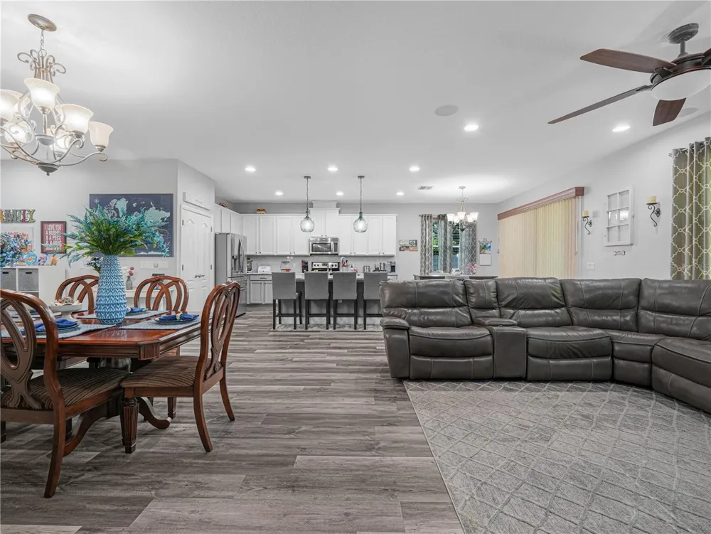 112 PECORRI COURT Auburndale, FL 33823