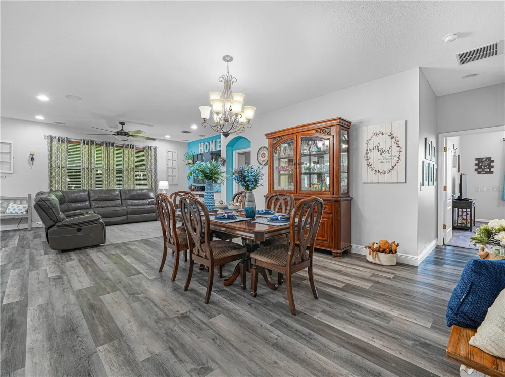 112 PECORRI COURT Auburndale, FL 33823