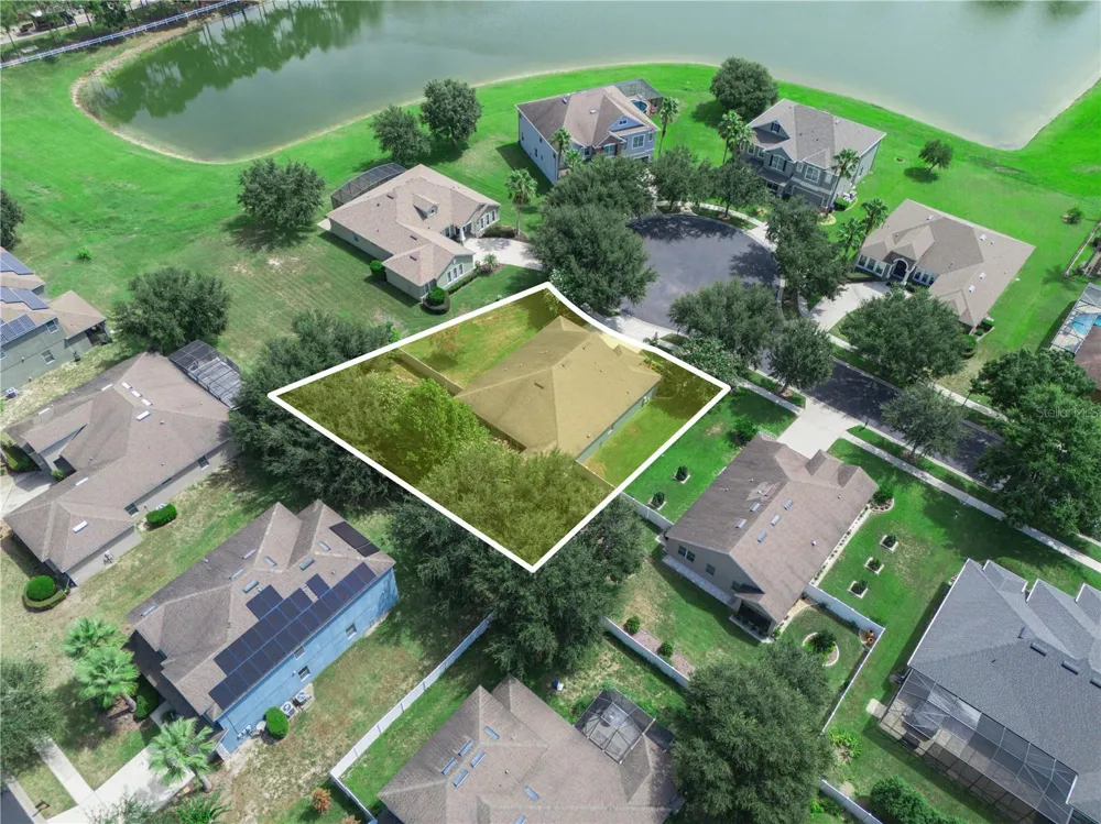 112 PECORRI COURT Auburndale, FL 33823