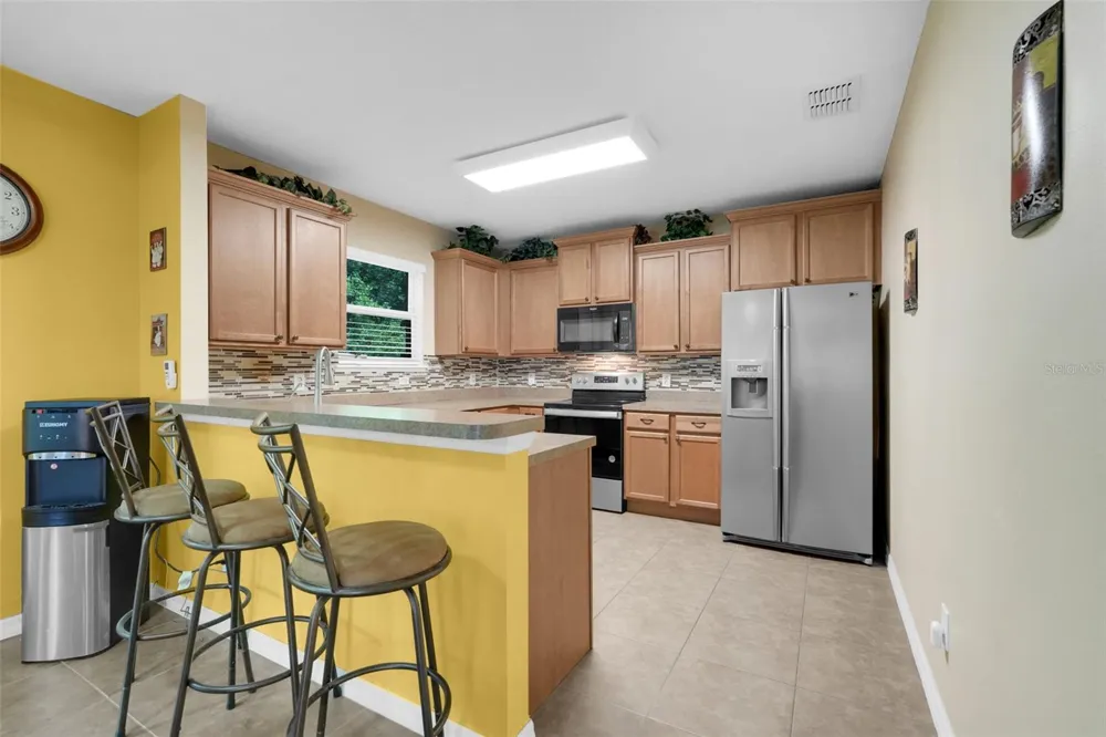 221 DAIGLEDOG STREET St Cloud, FL 34772