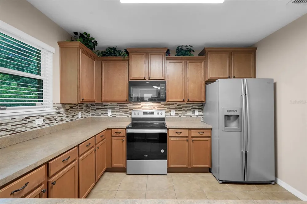 221 DAIGLEDOG STREET St Cloud, FL 34772