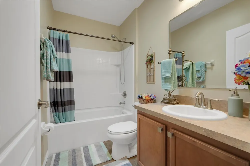 221 DAIGLEDOG STREET St Cloud, FL 34772