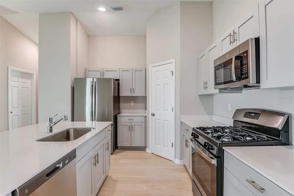 6040 PRAIRIE RUN Haines City, FL 33844