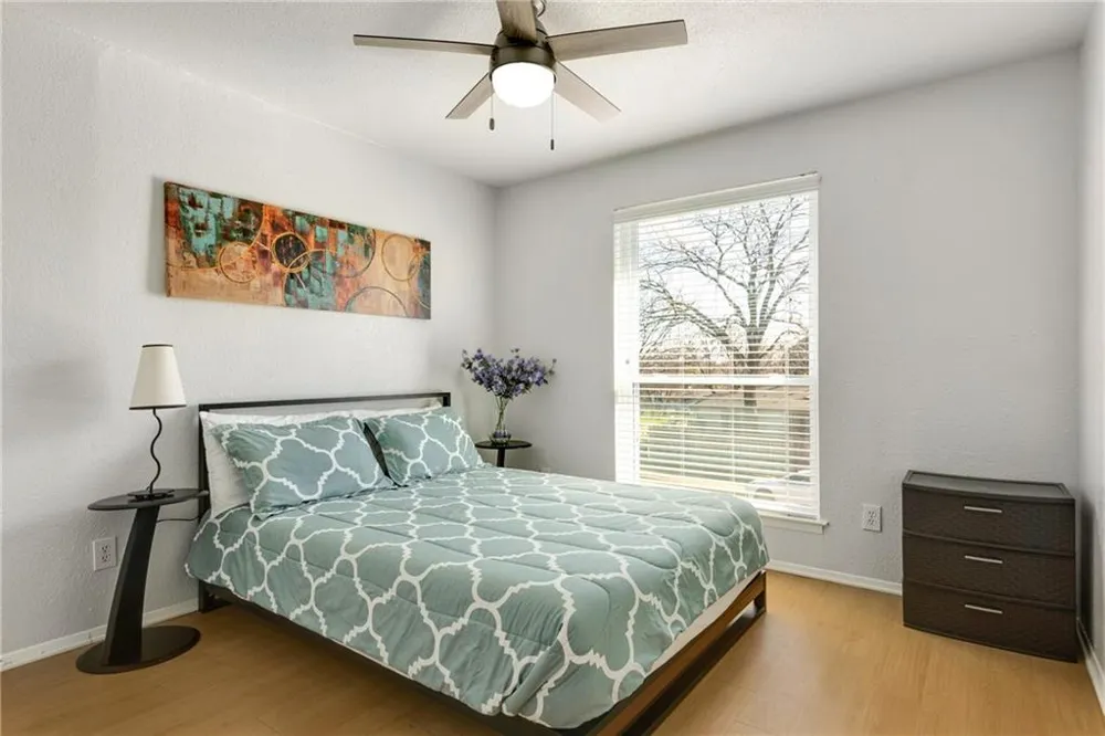 2401 Manor Road #209 Austin, TX 78722