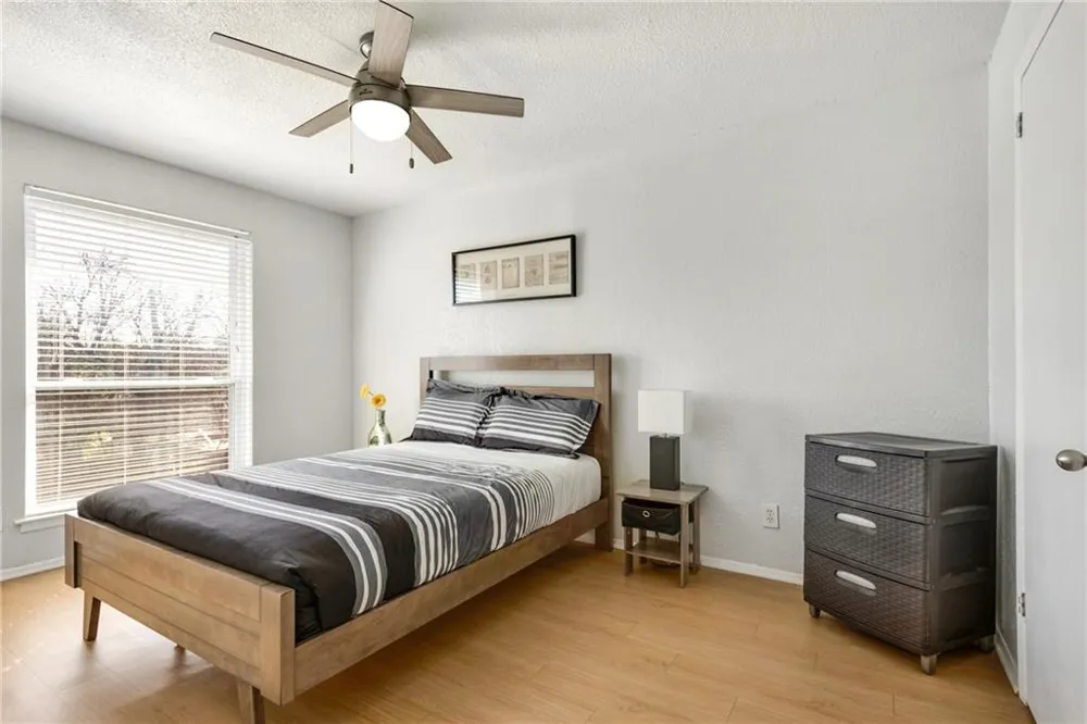 2401 Manor Road #209 Austin, TX 78722