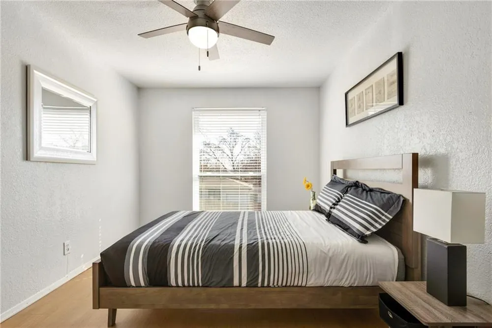 2401 Manor Road #209 Austin, TX 78722