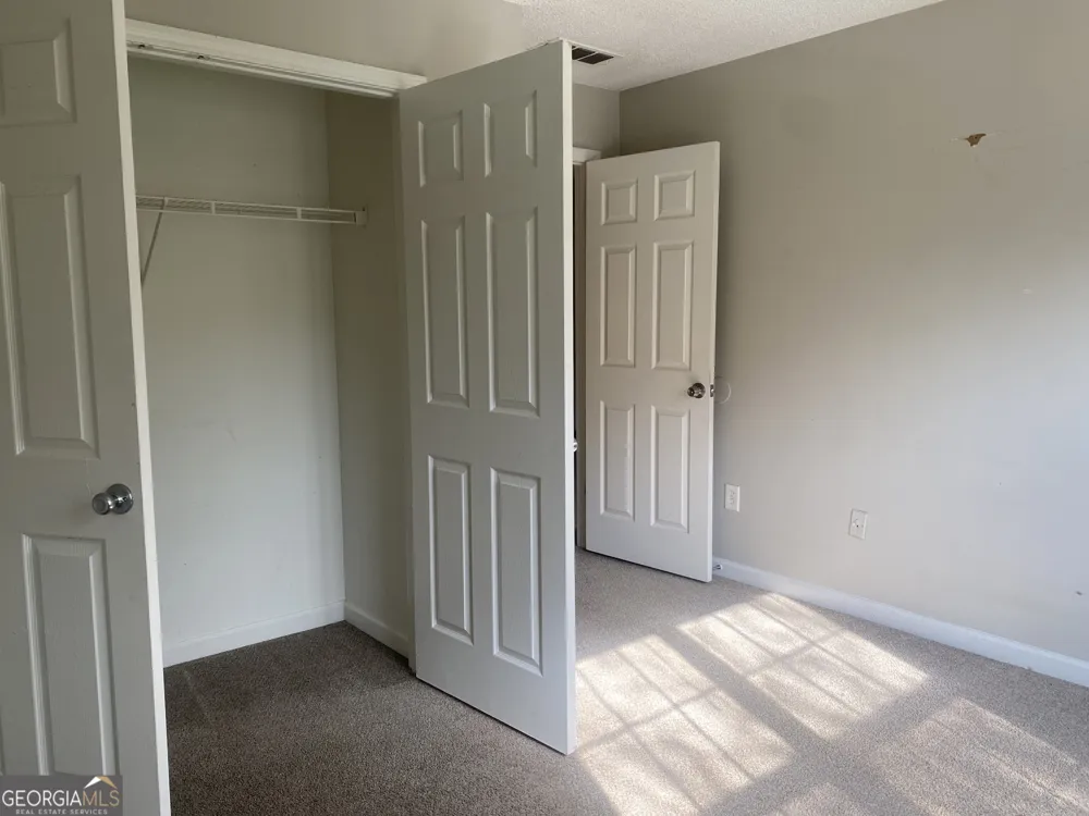 5132 Meadows Lake DR Powder Springs, GA 30127