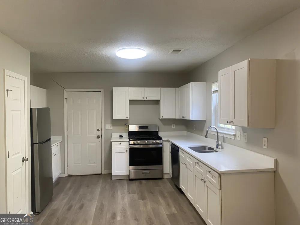 5132 Meadows Lake DR Powder Springs, GA 30127