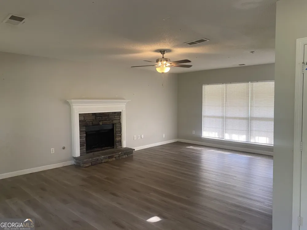 5132 Meadows Lake DR Powder Springs, GA 30127