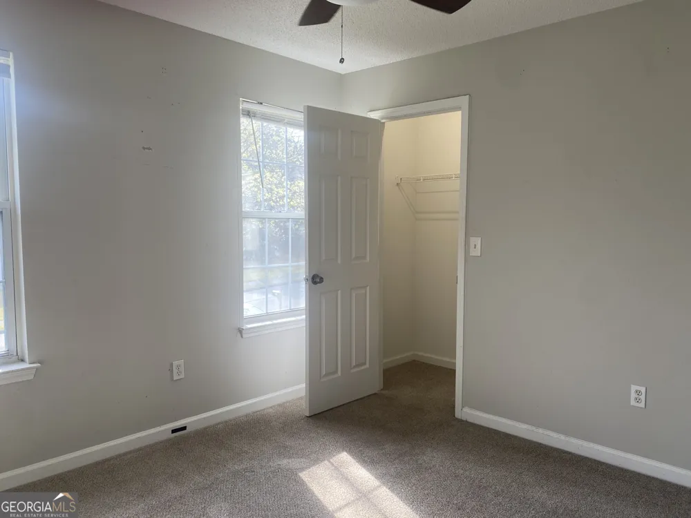 5132 Meadows Lake DR Powder Springs, GA 30127