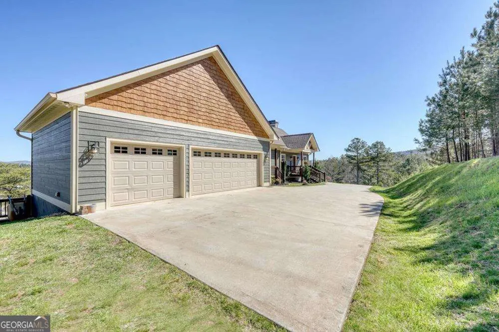 1309 Ridge Pointe WAY Blairsville, GA 30512