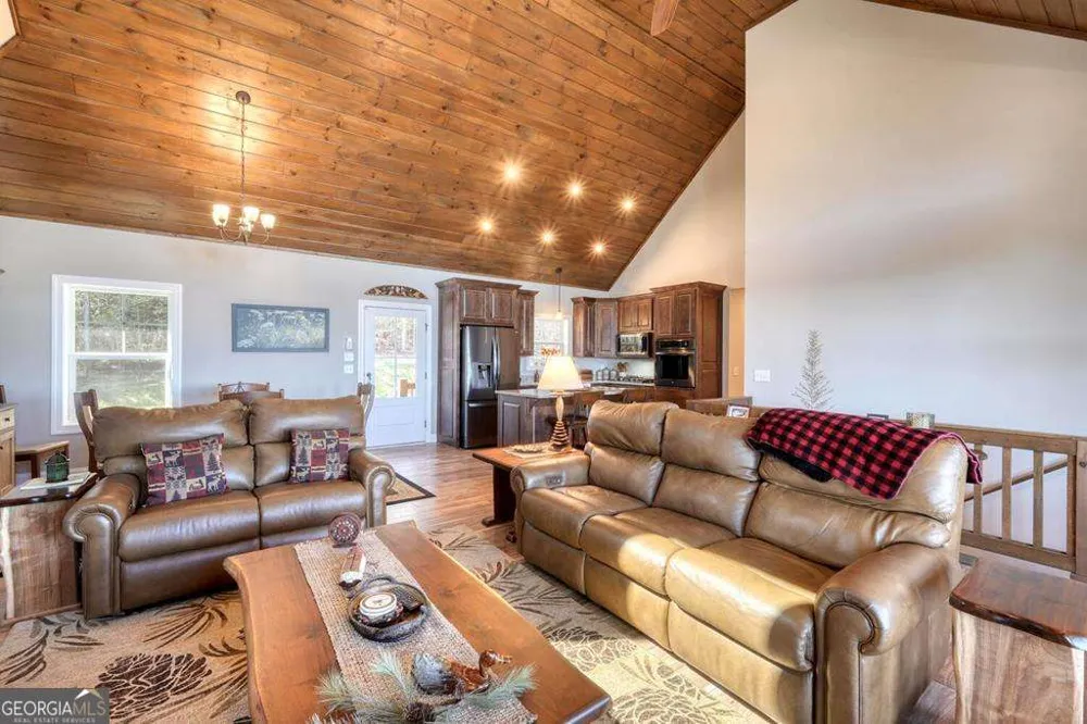 1309 Ridge Pointe WAY Blairsville, GA 30512