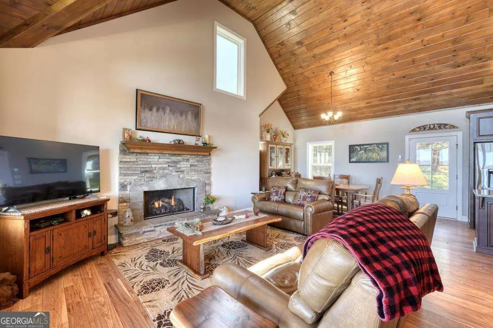 1309 Ridge Pointe WAY Blairsville, GA 30512