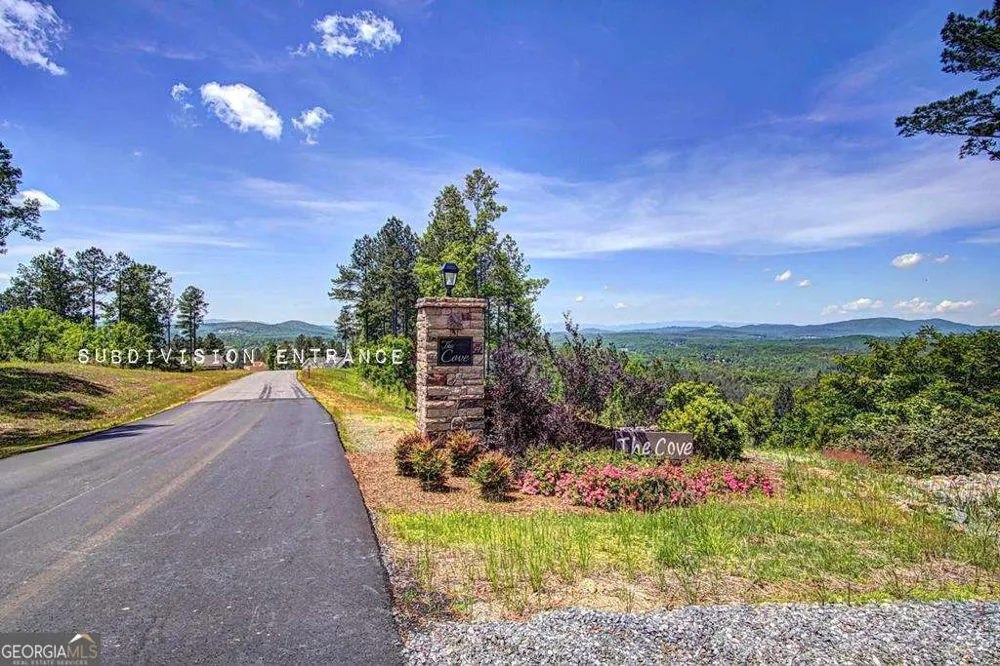 1309 Ridge Pointe WAY Blairsville, GA 30512