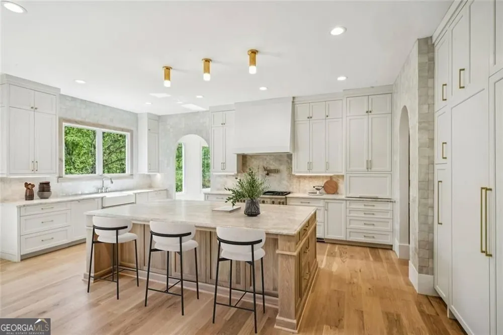 1704 Athena WAY Athens, GA 30606