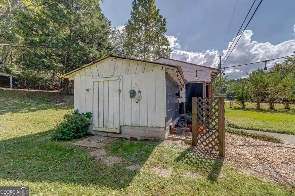 1525 Sloppy Floyd Lake RD Summerville, GA 30747