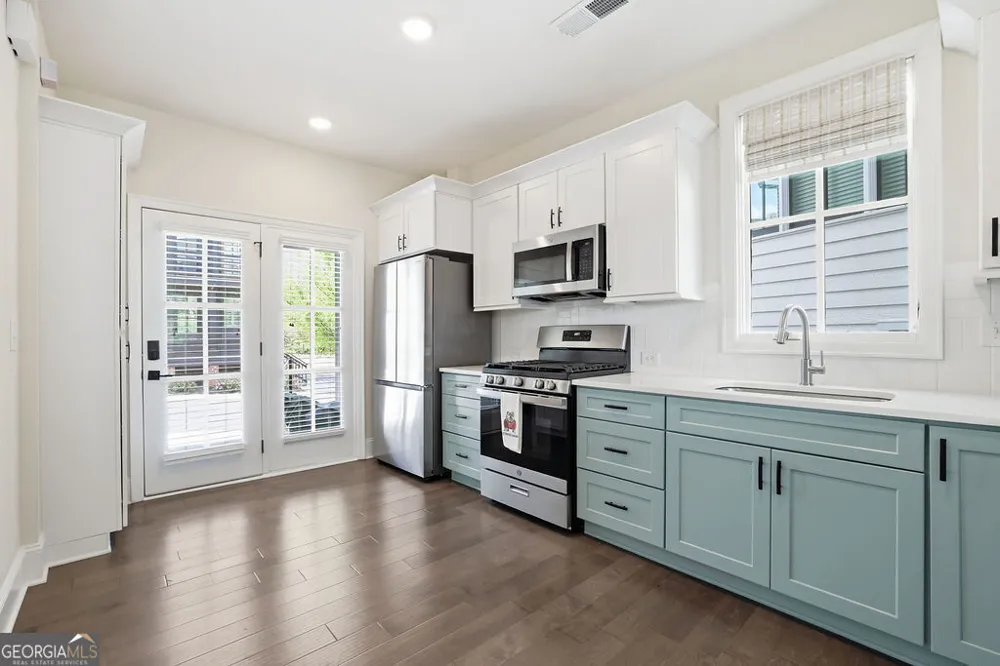 1910 Galt CMNS Kennesaw, GA 30144